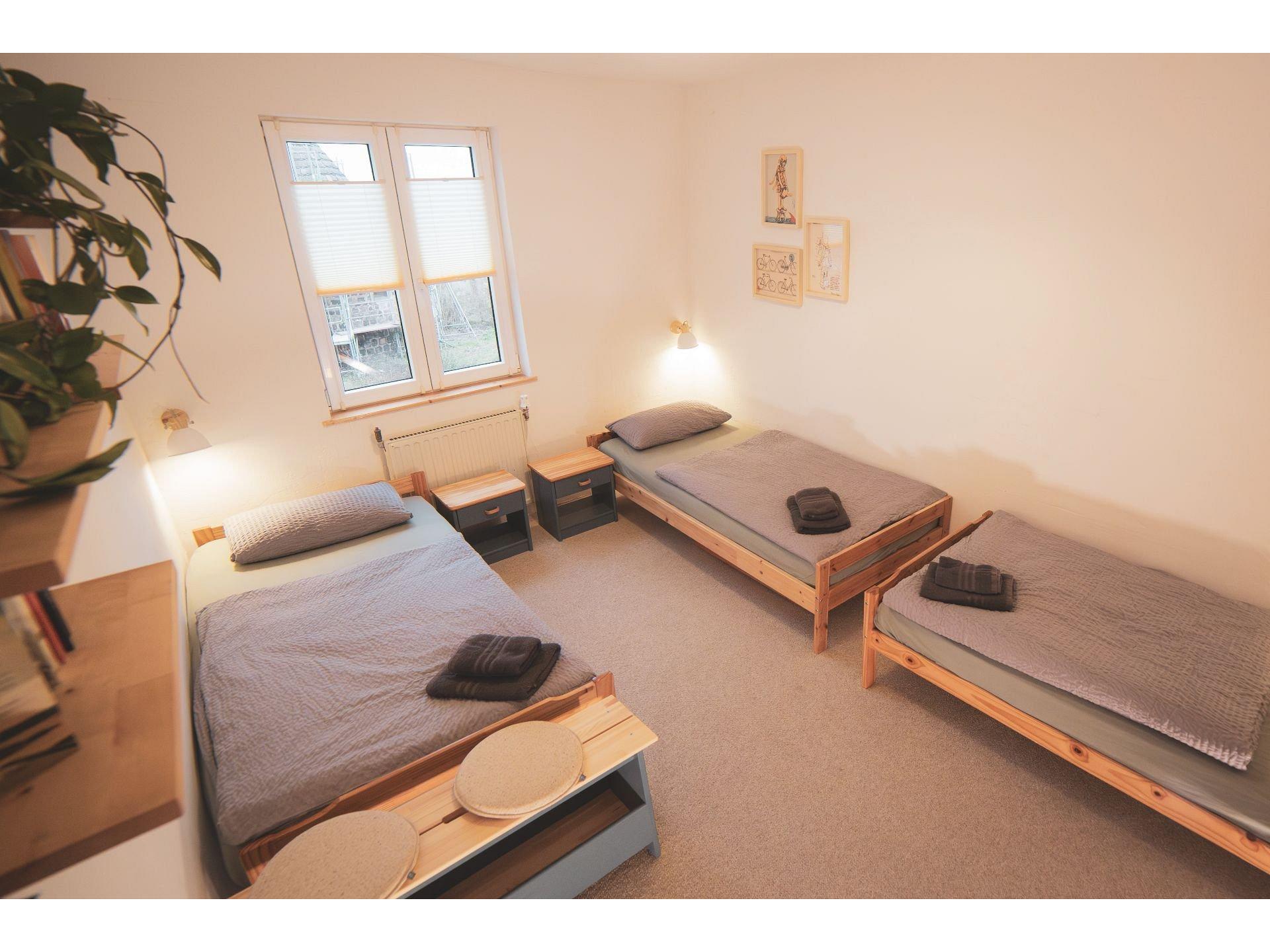 Zimmer  Ahorn